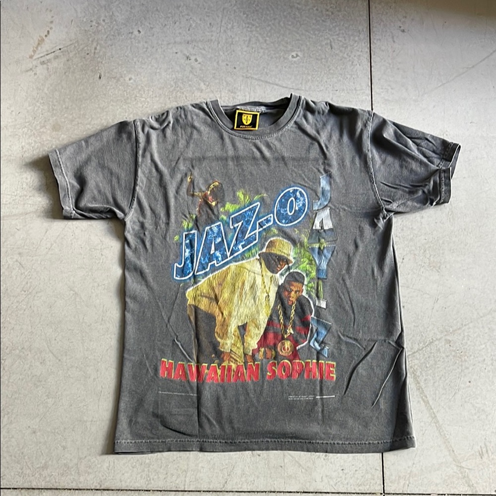 FITTED Hawaii Mens Size Medium Jaz-O and Jay-Z Hawaiian Sophie T shirt.